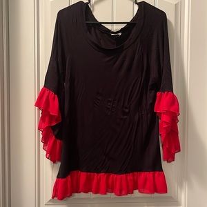 Super cute boutique top!